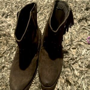 Size 8.5 Brown Roper Boots with tassels